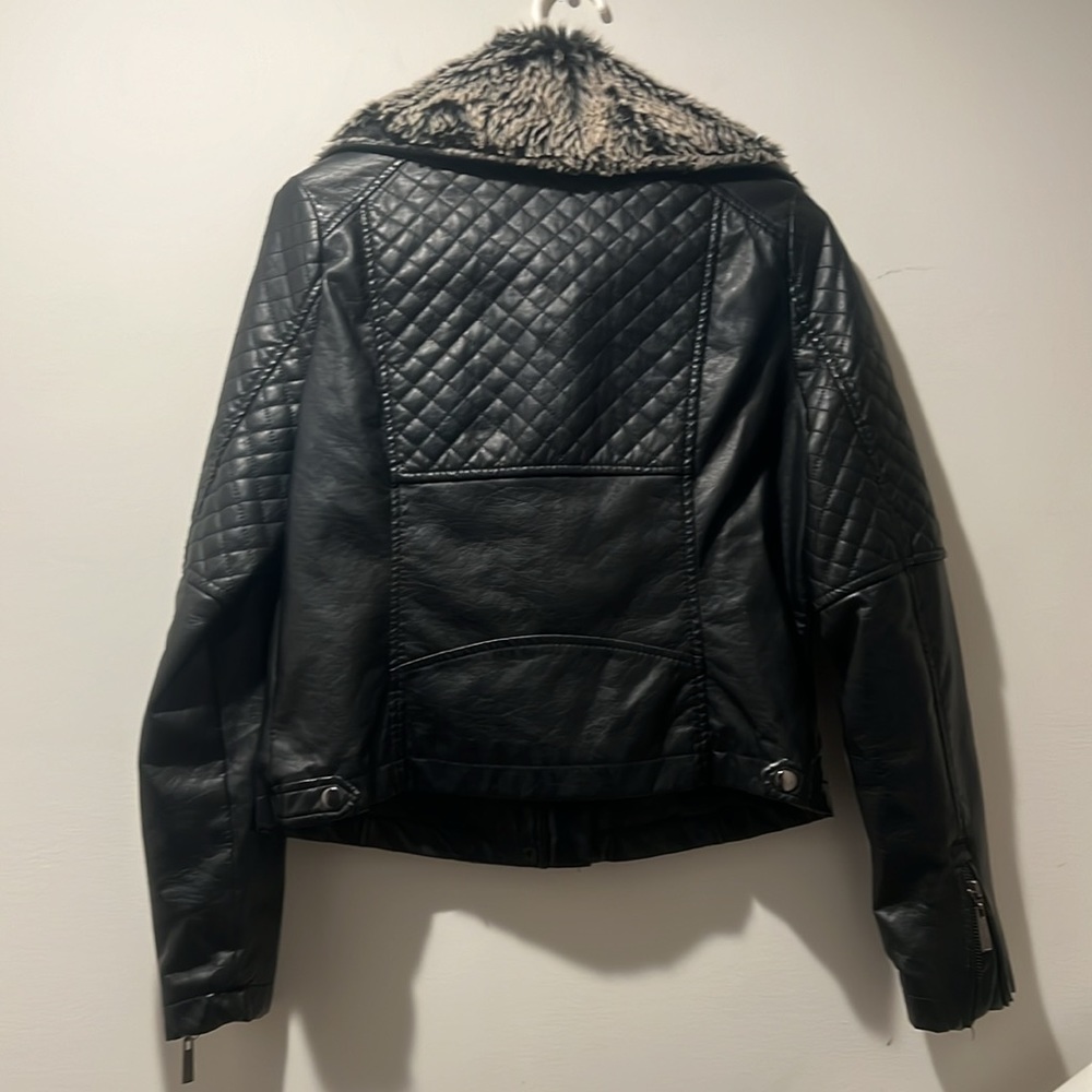 Faux leather jacket - Picture 3 of 3